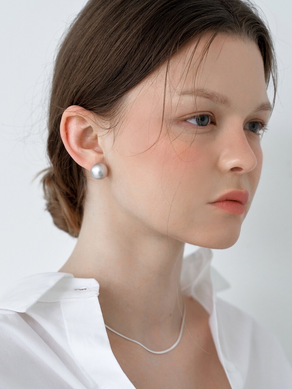 LOVE ME MONSTER Silver Pearl Earrings