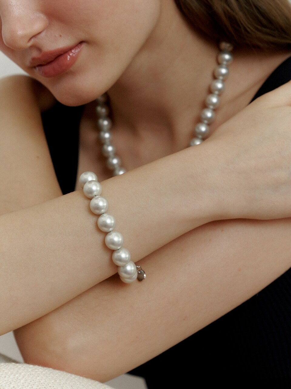 LOVE ME MONSTER Soft Silver Pearl Bracelet