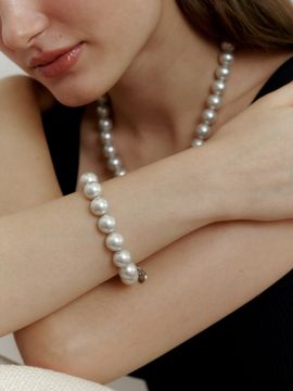 LOVE ME MONSTER Soft Silver Pearl Bracelet
