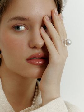 LOVE ME MONSTER Soft Silver Pearl Ring