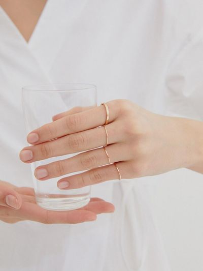 LOVE ME MONSTER Surgical_4 Set-Tiny Rosegold Surgical Rings