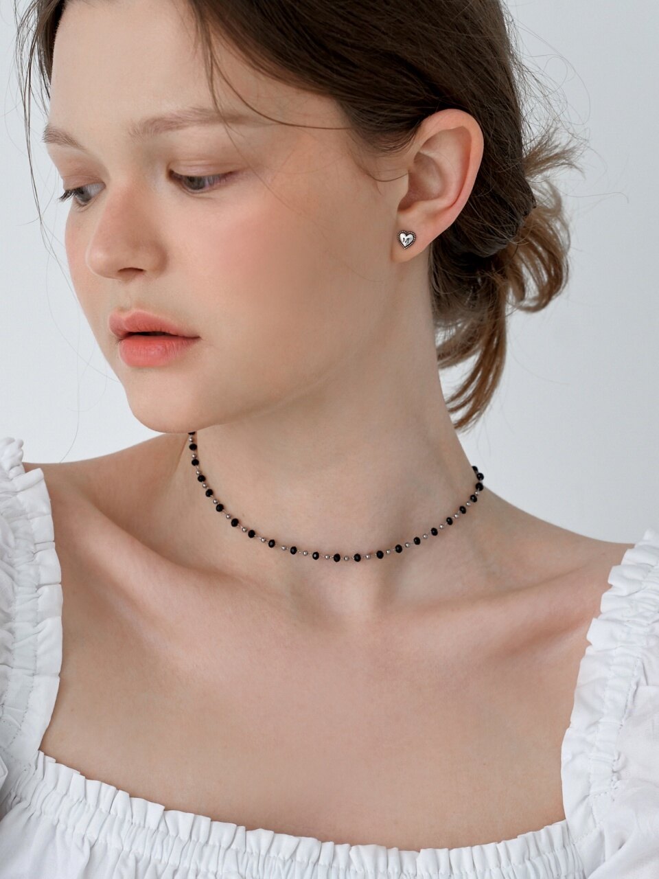 LOVE ME MONSTER [Surgical] Ball Black Crystal Choker