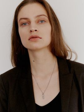 LOVE ME MONSTER Surgical Simple Chain Charm Necklace