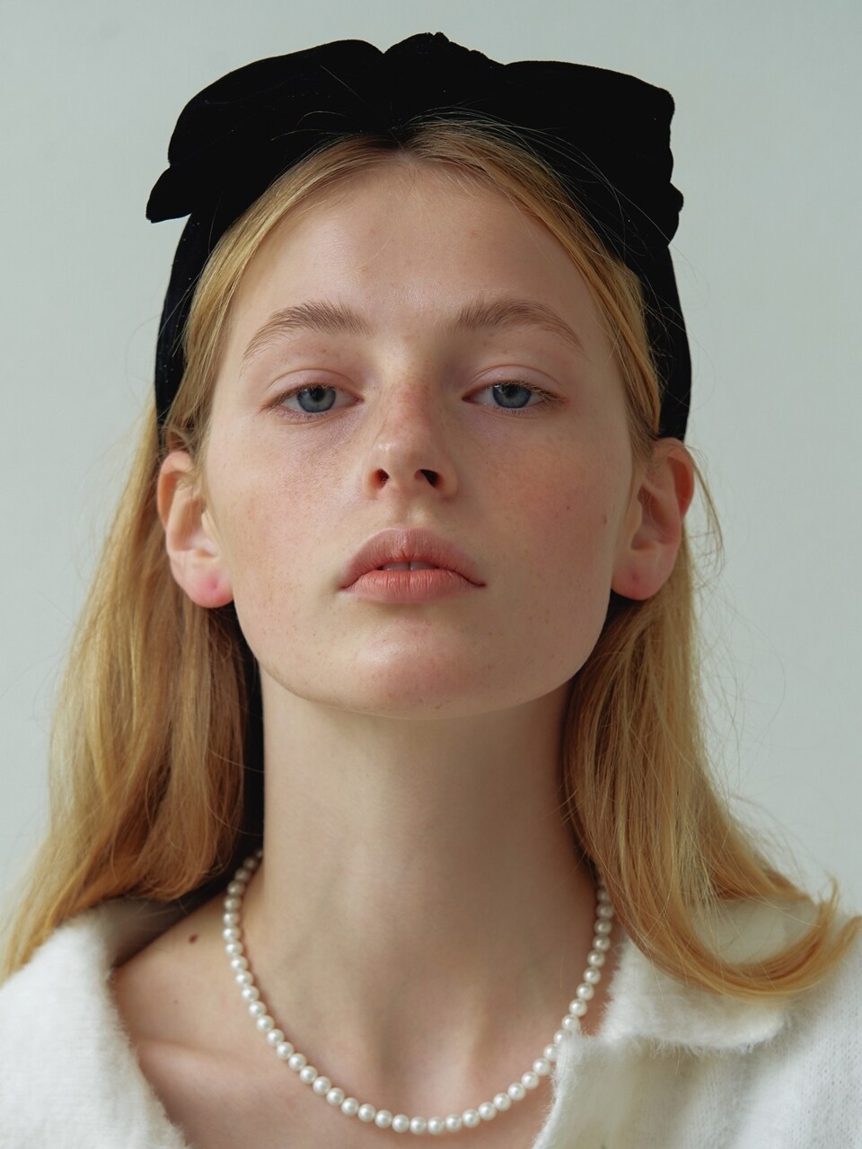 LOVE ME MONSTER Velvet Ribbon Headband