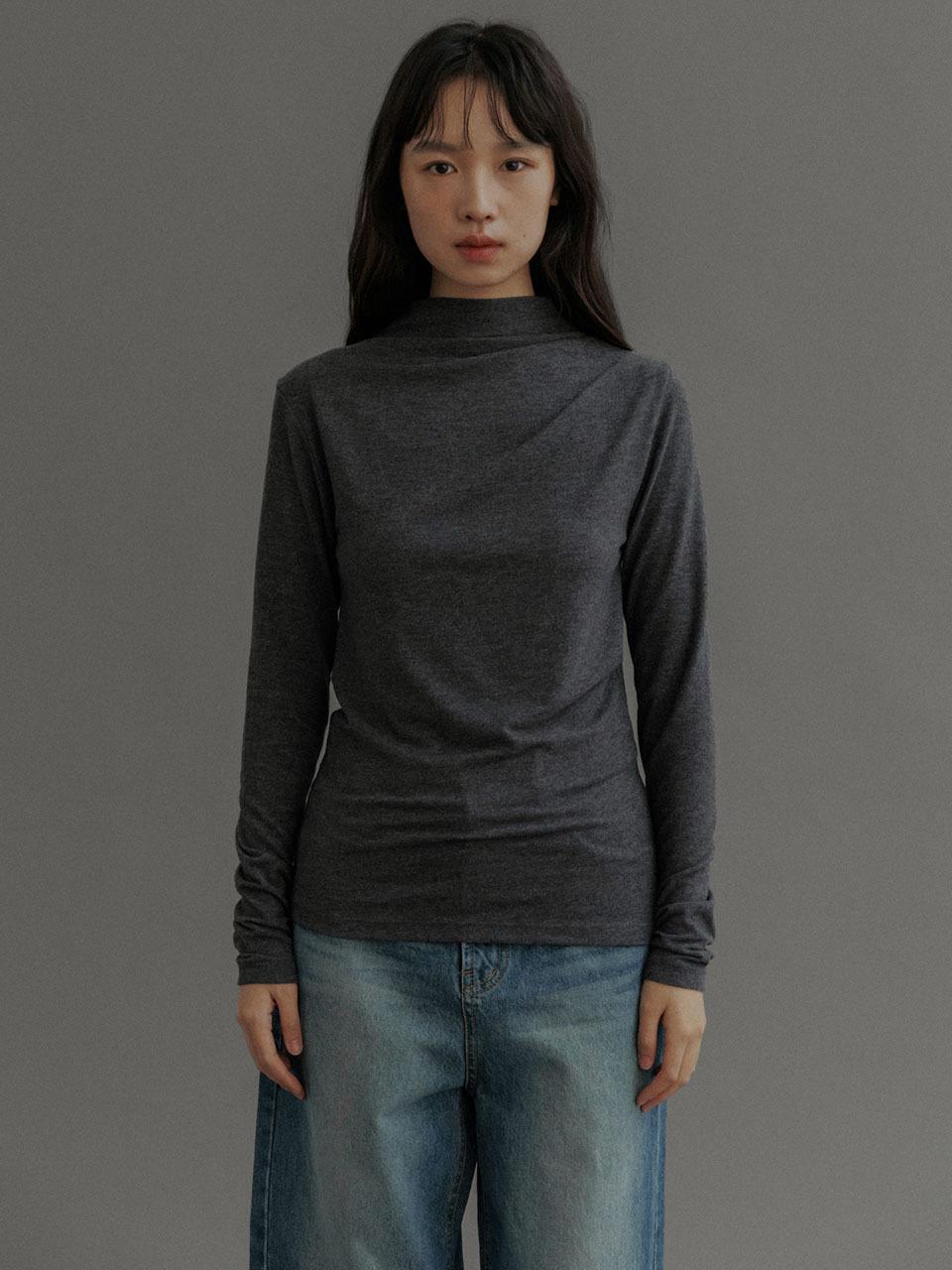 LOVE US U Nooa Shirring Polar Top (gray)