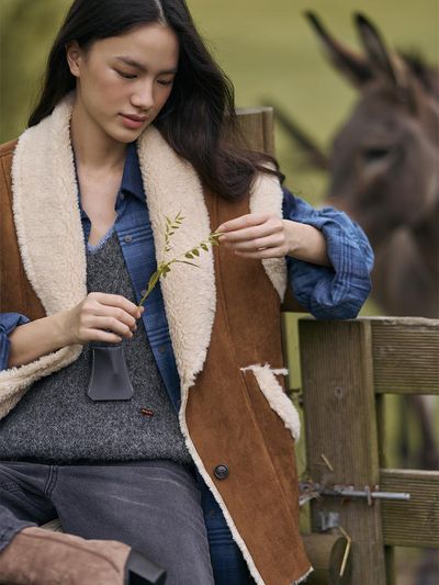 LOVLOV GAINSBOURG SHEARLING MUSTANG VEST