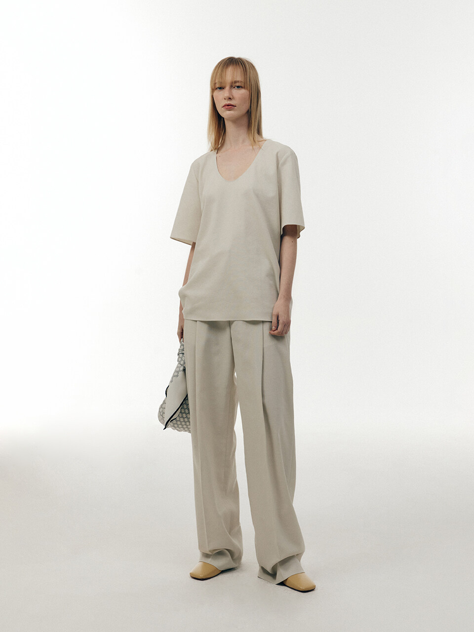 LOW CLASSIC Linen Trouser - Neutral