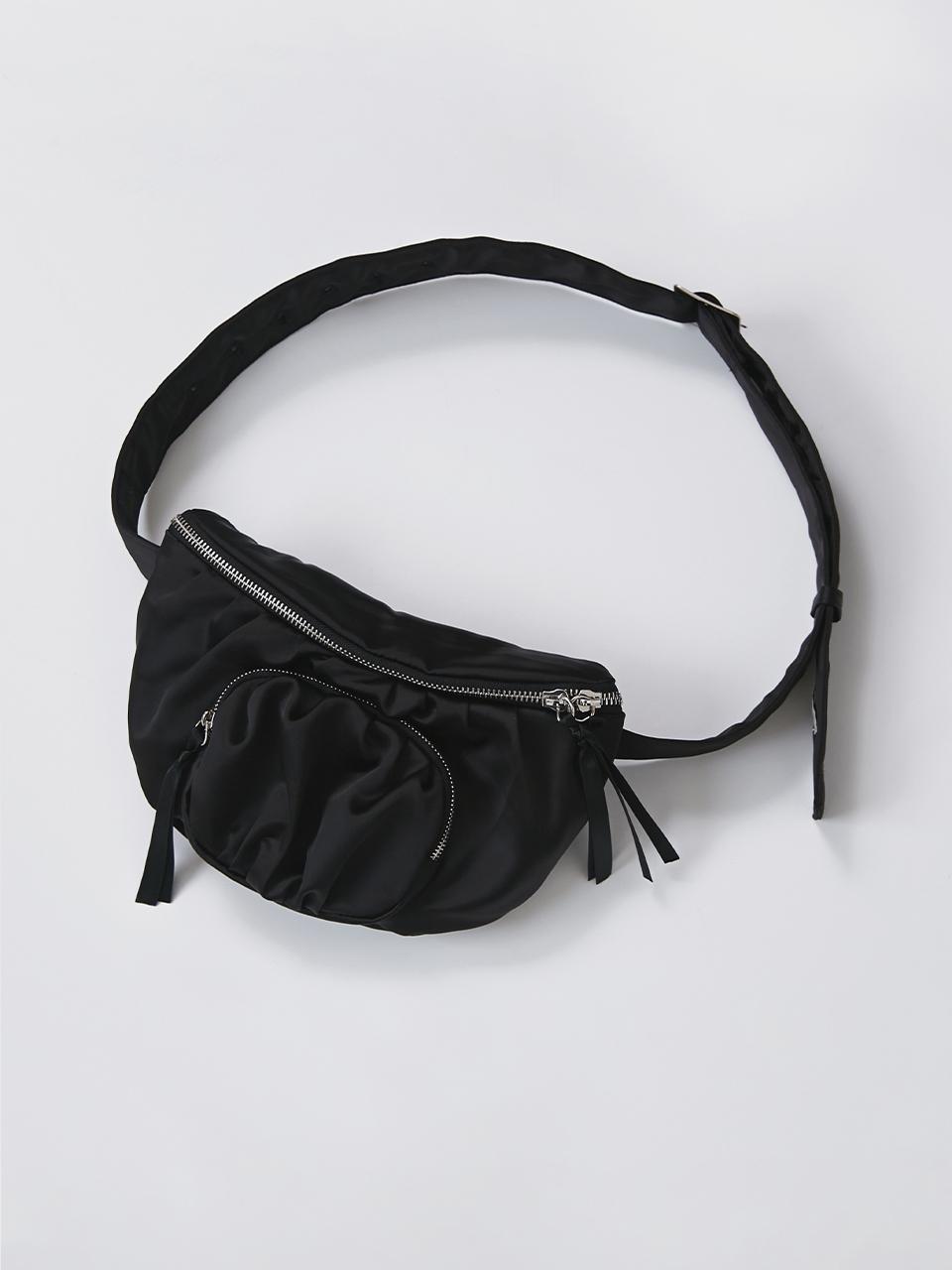 LOW TIDE RUCHED BAG [BLACK]