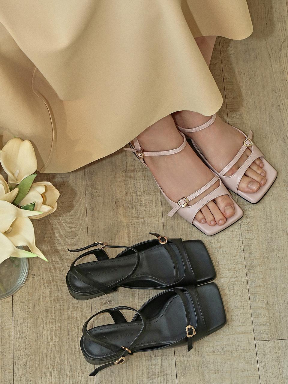 LOWFLOW 161J Rovit Strap Sandals