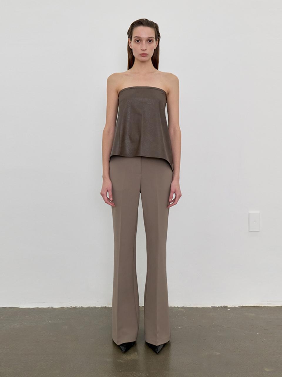 LOWTEAL GLOSSINESS FLARE BOOTCUT SLACKS, SAND BEIGE