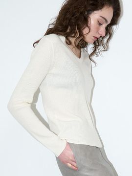 LOWTEAL Merino Wool Scoop Neck Relaxed Fit Knit [White]