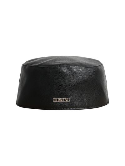 LOWTEAL SIGNATURE METAL ORNAMENT ECO LEATHER CAP, BLACK