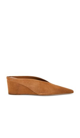 Lucasheva Lucasheva Marta Mule
