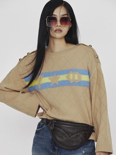 LUCKY CHOUETTE Boxy Hairy Stripe Graphic Jacquard Pullover [Camel] (LFWAS25030CMX)