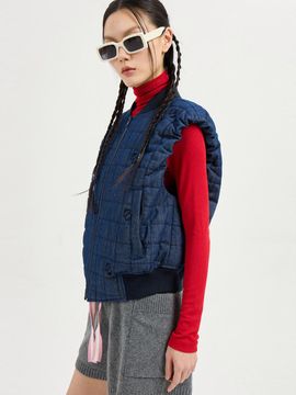 LUCKY CHOUETTE Emblem Quilting Denim Like Cropped Padded Vest [Blue] (LFUCS25120BUX)