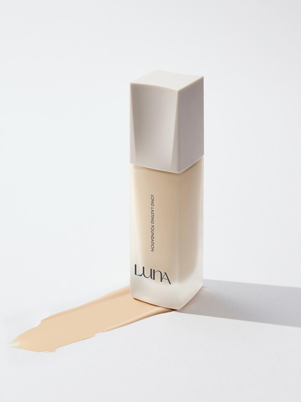 Luna Long lasting foundation