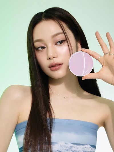 Luna Moisture Light Pact OR Violet Aurora (Original + R