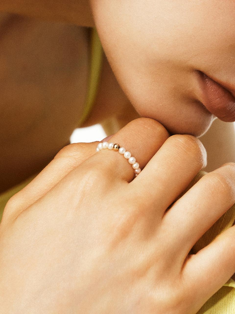 LUNNE 14k Freshwater Pearl Gold Ball Ring (LFR03)