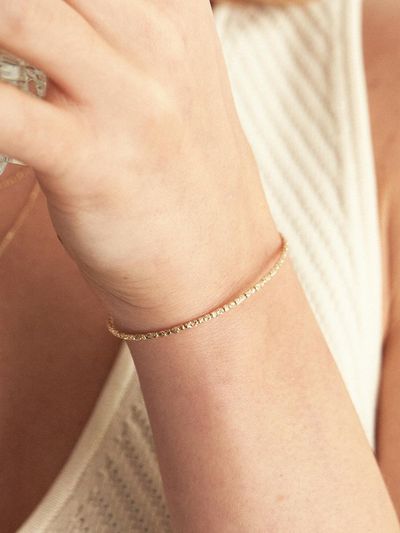 LUNNE 14k Glitter Wire Bangle Bracelet (14K Gold) #LFB04