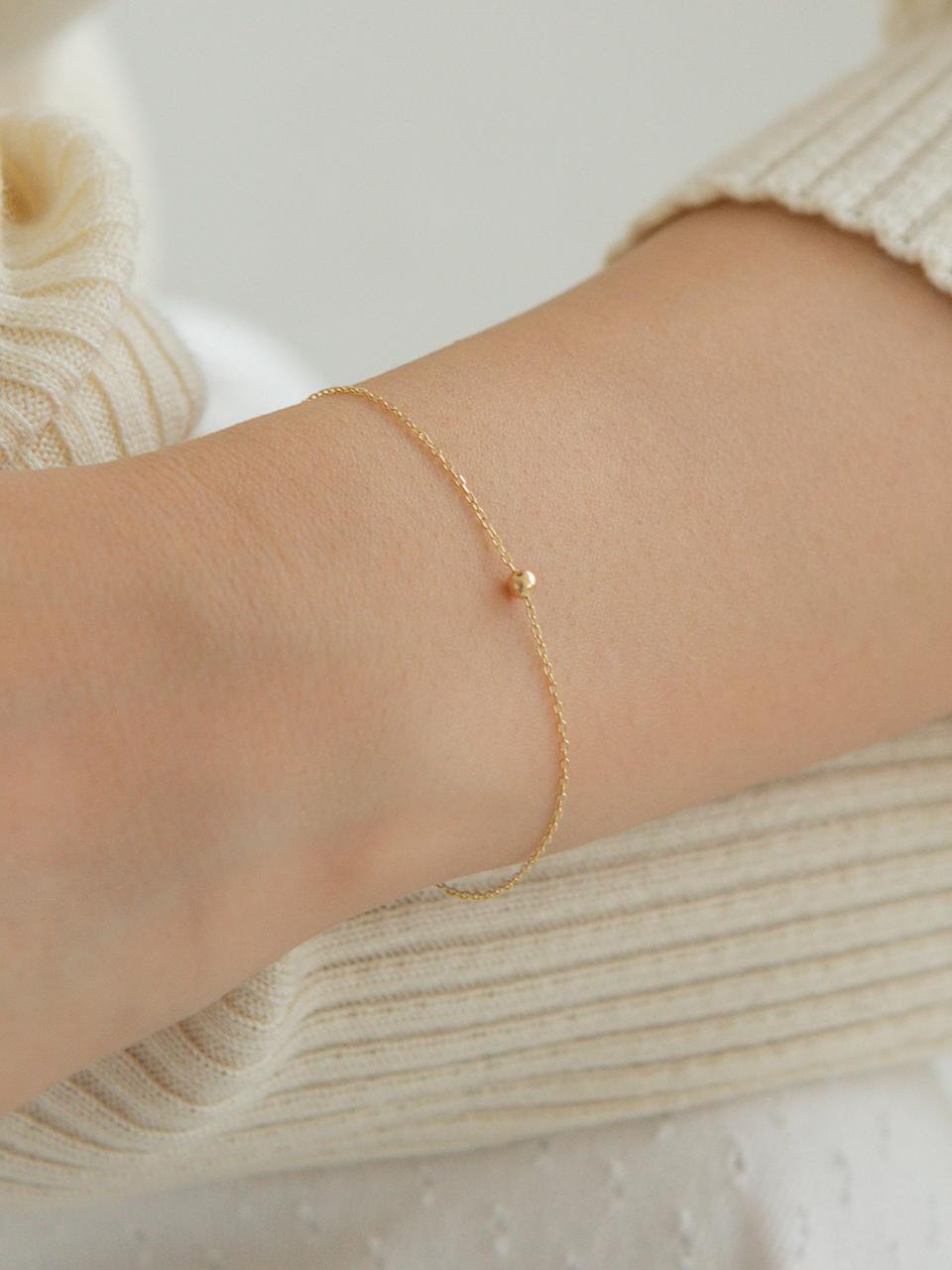 LUNNE 14k One Point Mini Ball Bracelet (14k Gold) #BR05