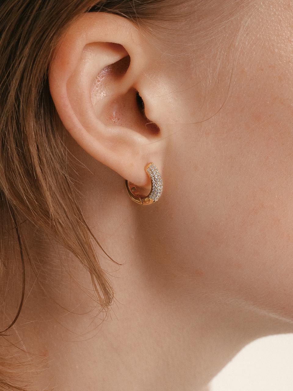 LUNNE Silver 925 Edge Glow Pave One-Touch Earrings (#LSE93)