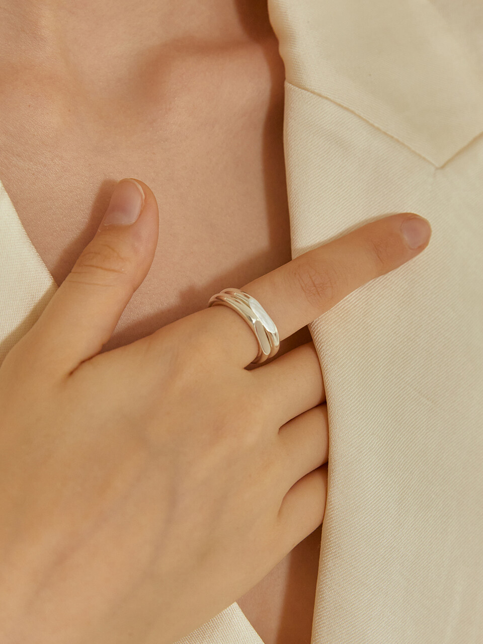 LUNNE Silver Round Flat Ring #LSR04