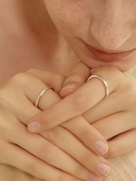 LUNNE Silver Sensual Wave Ring