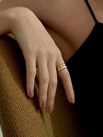 LUNNE Simple Clam Band Ring Ring #LSR10_ 2 Colors