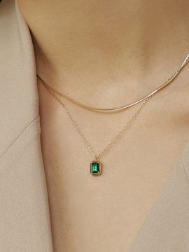 LUNNE Square Marquise Emerald Necklace LFN01