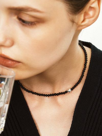 LUNNE Sterling Silver Black Onyx Full Moon Necklace (#LSN63)