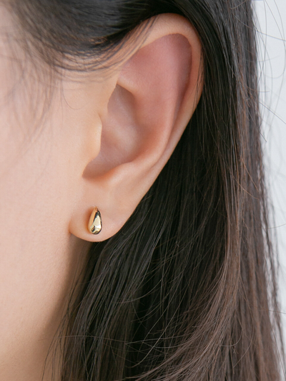 LUNNE Teardrop Earrings