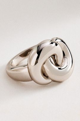 Luv Aj Solstice Knot Ring