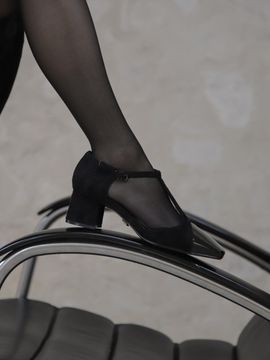 LVDWY Hermoso T Strap Shoes_Black Suede
