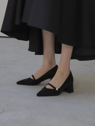 LVDWY Pointed Toe Elodie Shoes_Matt Black