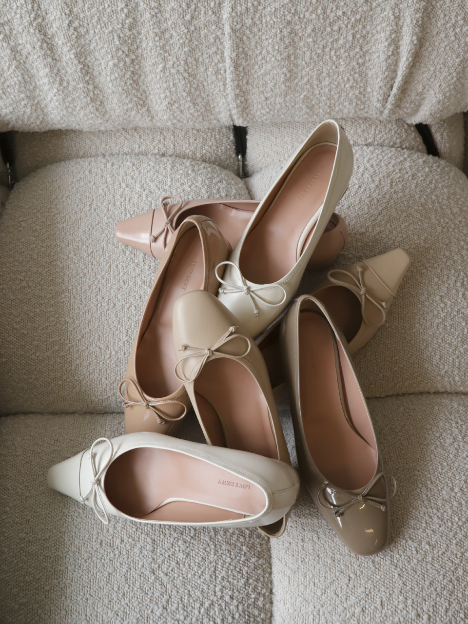 LVDWY Signature Ribbon Flat Shoes (6Colors)