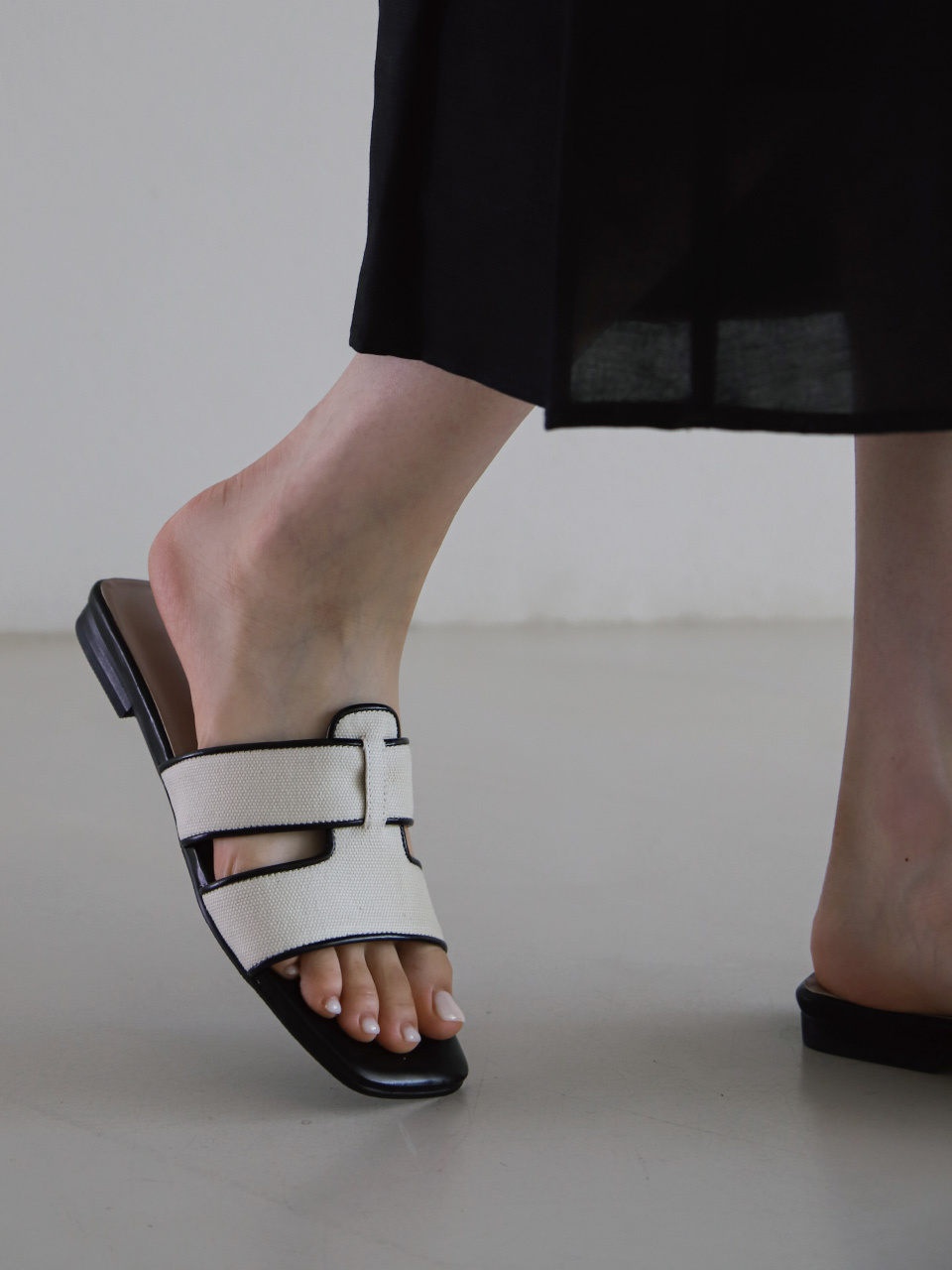 LVDWY Stitch Slides (Canvas Ver.) (1cm)_Black