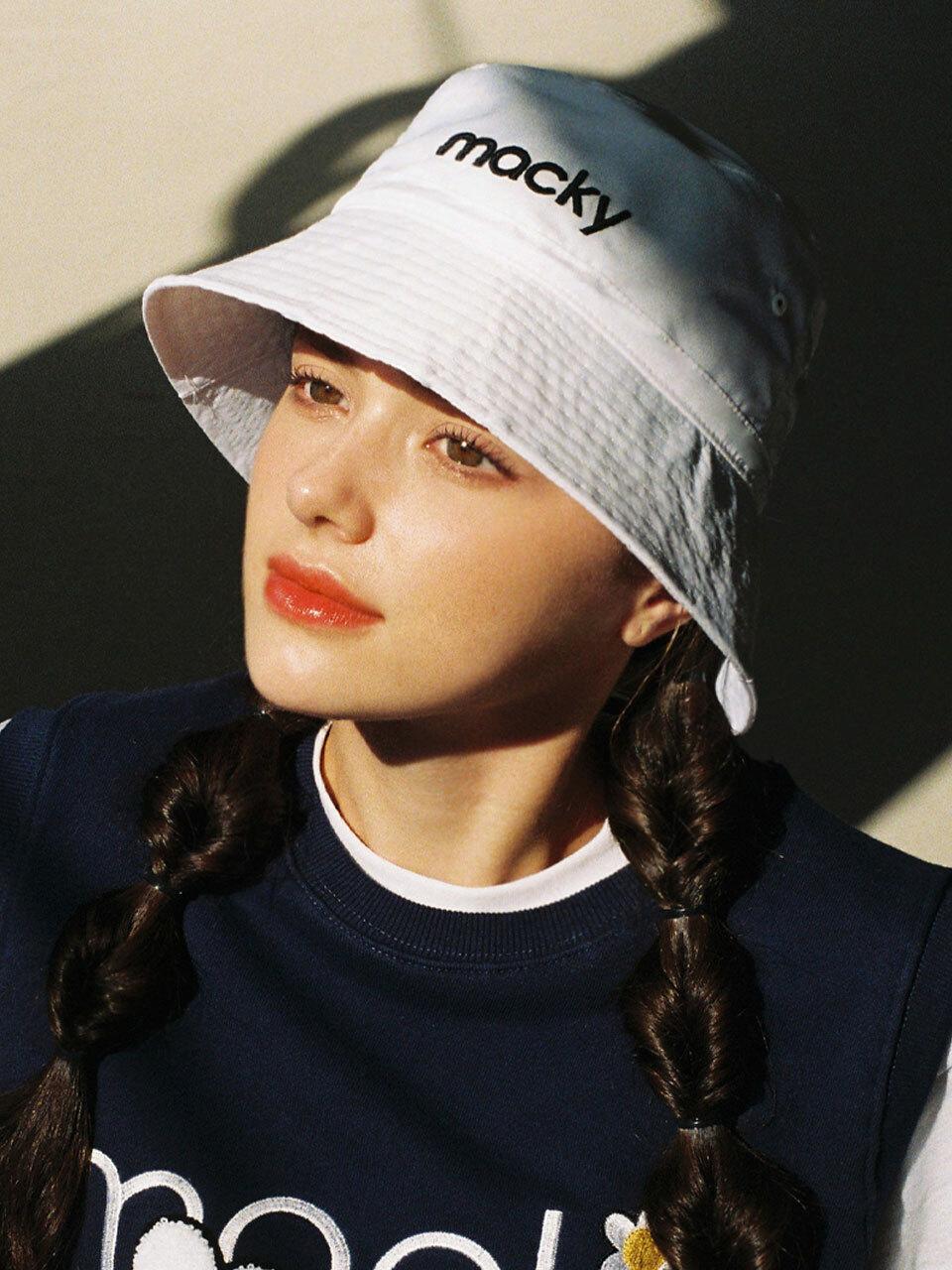 macky Basic Logo Bucket Hat [White]