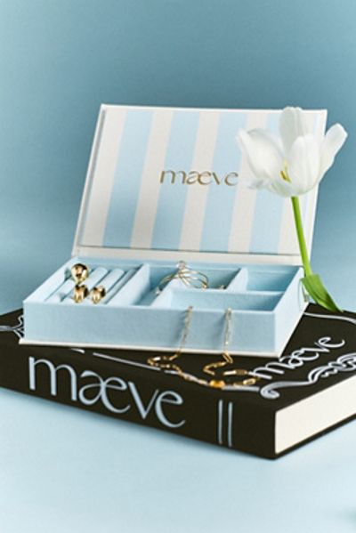 Maeve Jewelry Book