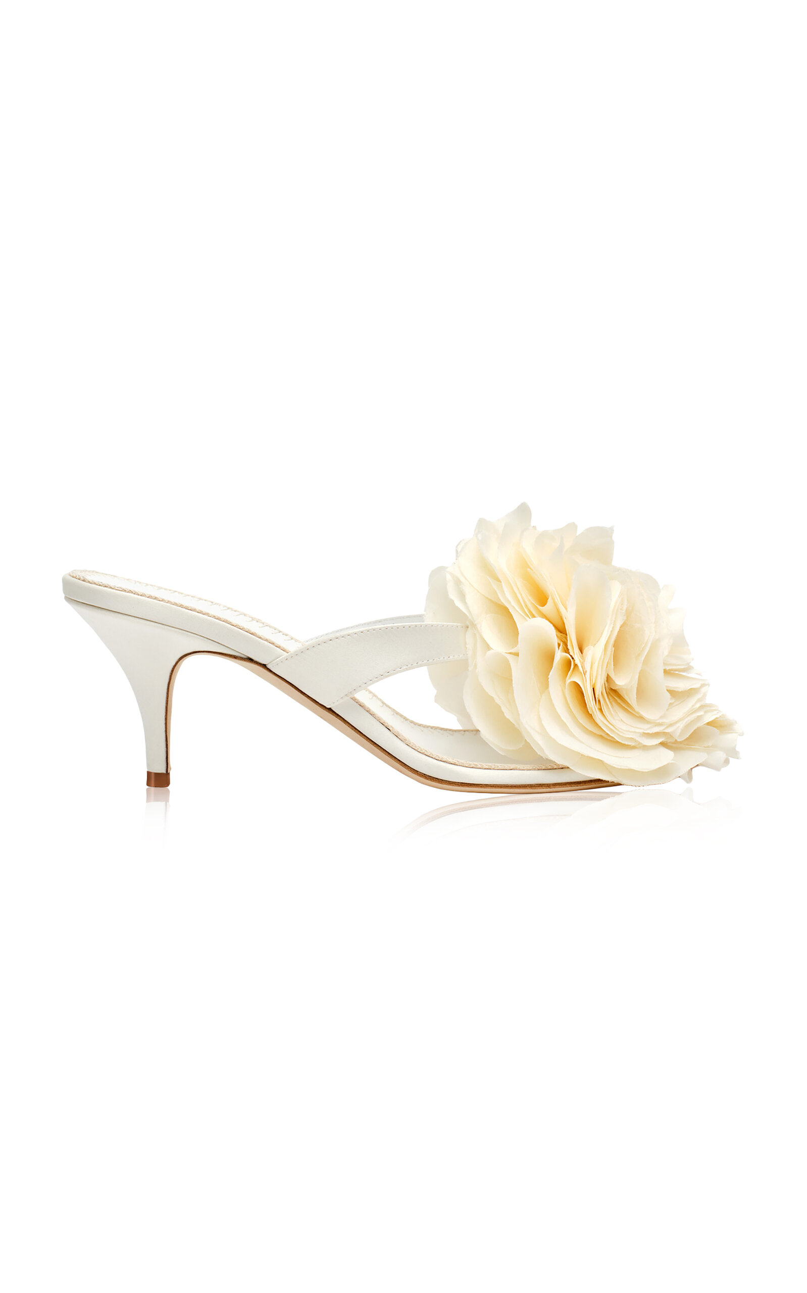 Magda Butrym Magda Butrym Satin Cream With Flowers Thong Sandals