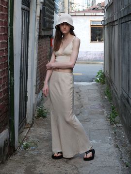 MAGJAY Mermaid Line Skirt - Light Beige