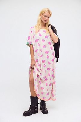 Magnolia Pearl Magnolia Pearl Strawberry Tee Midi Dress