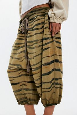 Magnolia Pearl Magnolia Pearl Tiger Capri La Jolla Joggers