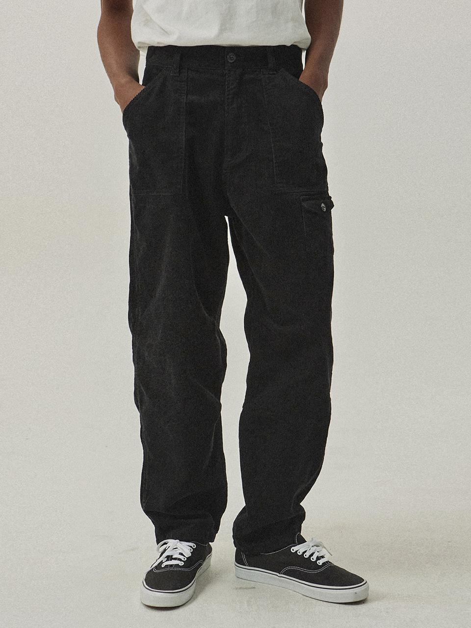 MAGOODGAN Chino Corduroy Two-Pleat Balloon Fit Pants (4306) [Black]