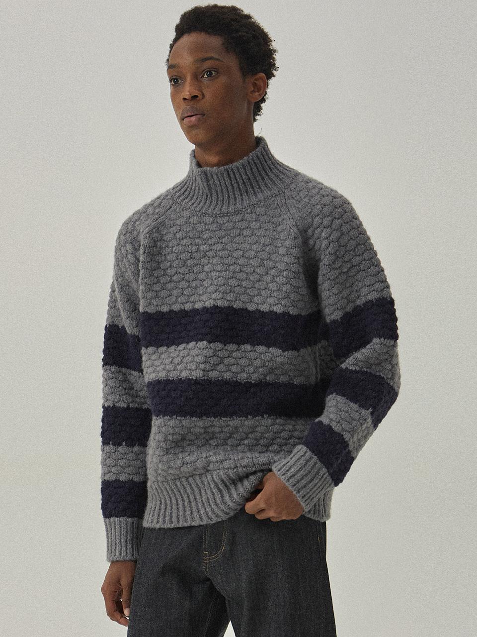 MAGOODGAN Embossed Block Half Turtleneck Sweater [Navy Melange Gray] (3952)