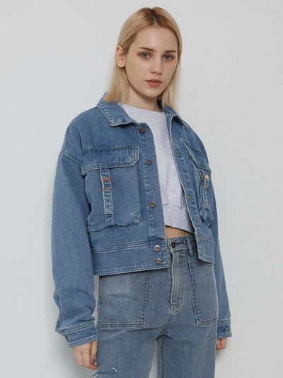 MAGOODGAN W Trucker 5161 3D Pocket Cropped Denim Jacket (Light Indigo)