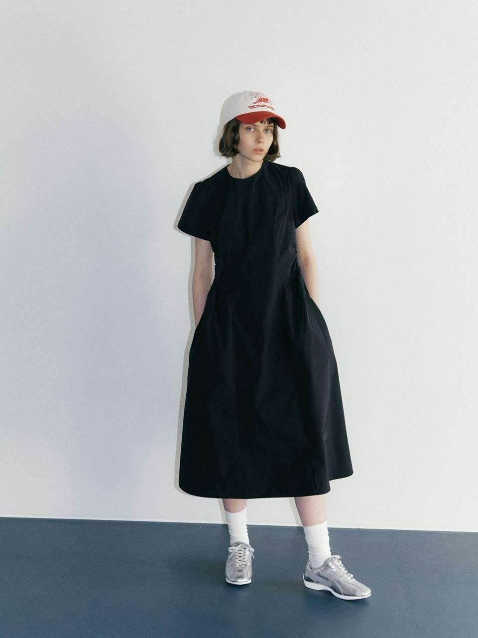 mais MAIS PUFF SLEEVE DRESS / BLACK