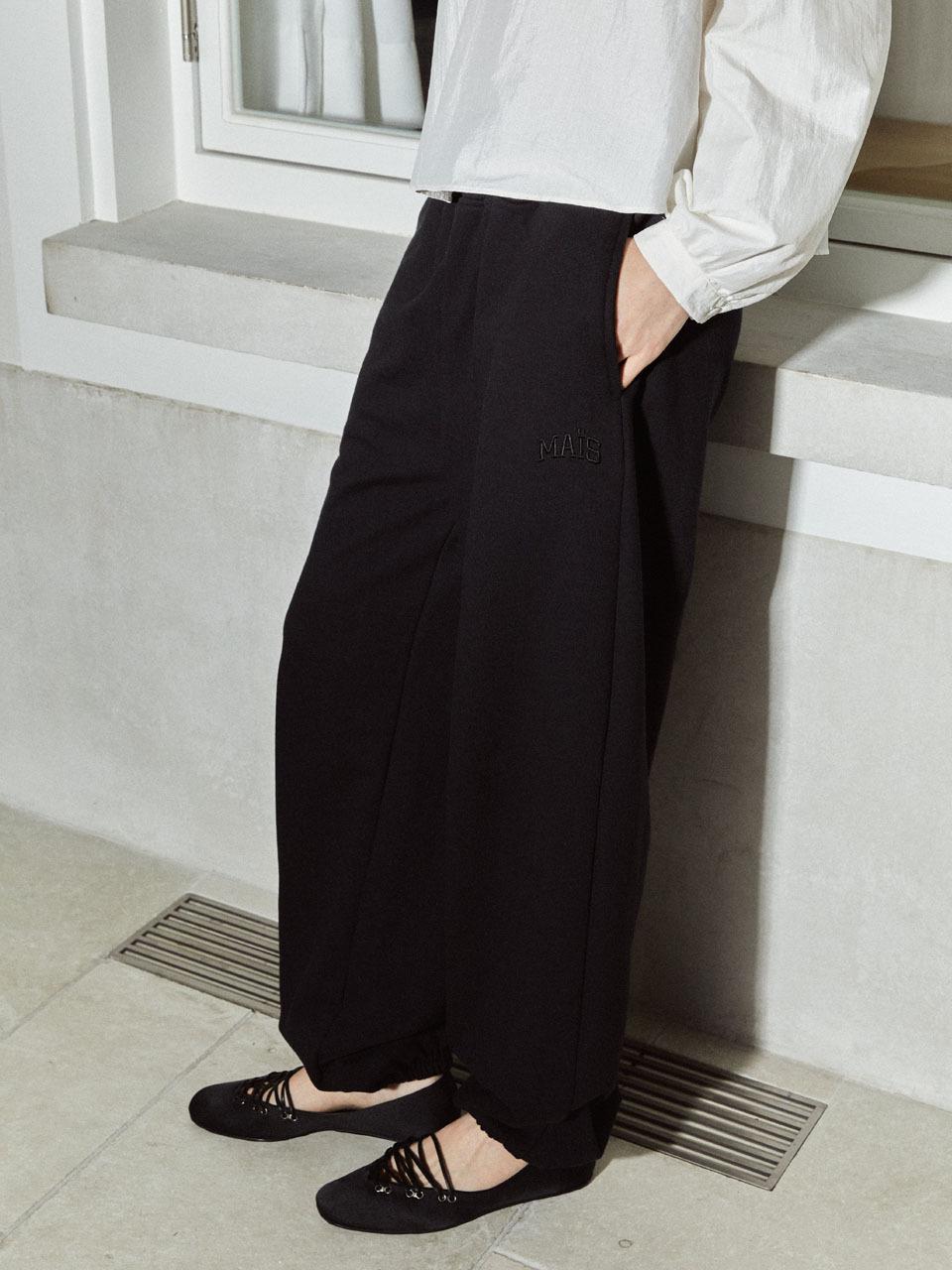 mais PETIT MAIS LOGO SWEAT PANTS [BLACK]