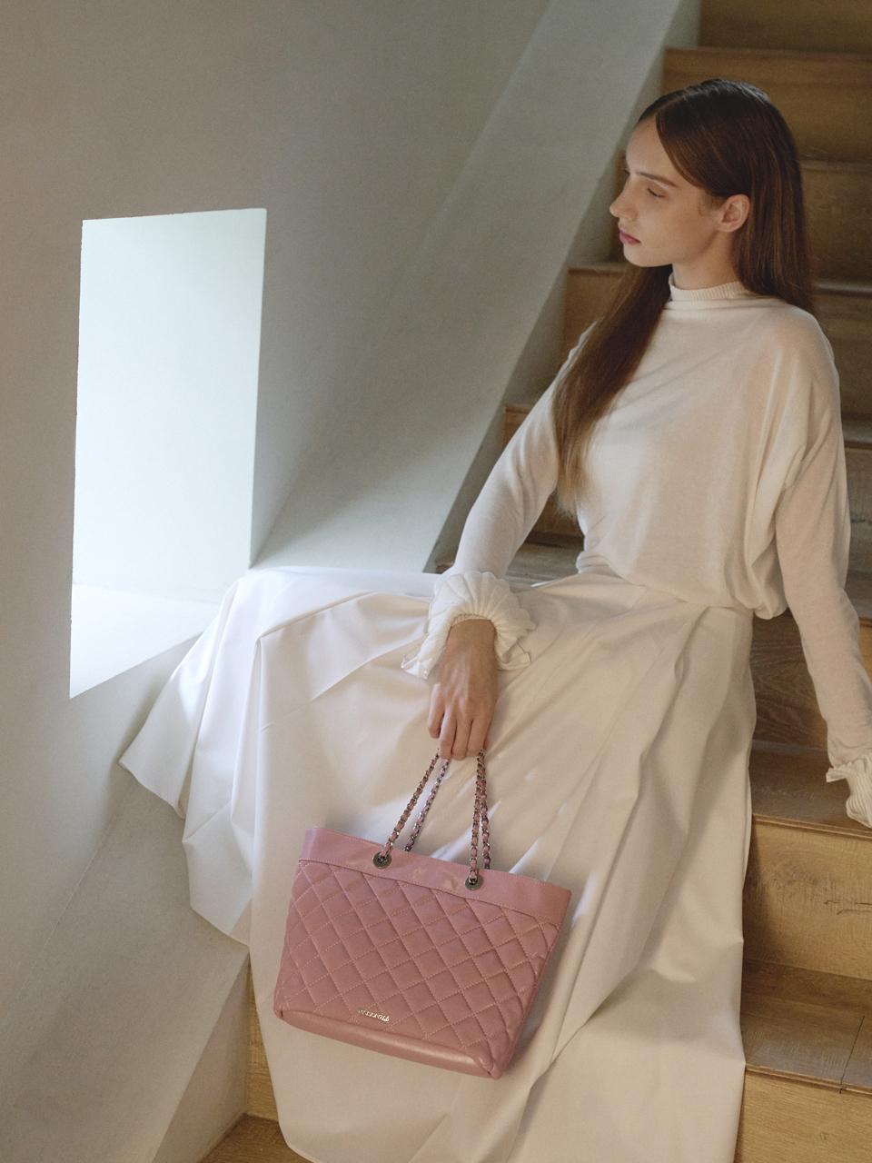 MAISON246 Quilted Vegan Leather Medium Tote Bag [Pink]