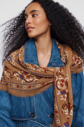 Maison Lecomte Flament Cashmere Triangle Scarf