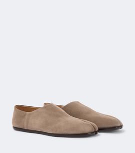 Maison Margiela Maison Margiela Tabi suede slip-ons